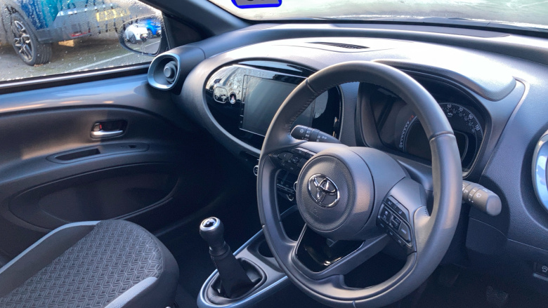 Toyota Aygo X 1.0 VVT-i Edge 5dr Petrol Hatchback